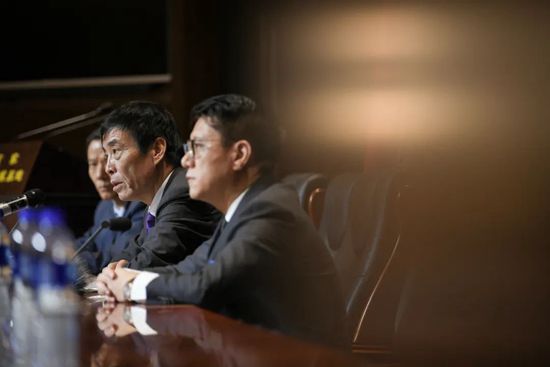 调教变态小男娃光屁股小嫩茎