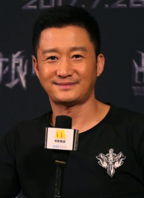 岳故意没有穿内裤
